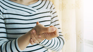 rheumatology-hands-arthritis.jpg rheumatology-hands-arthritis.jpg