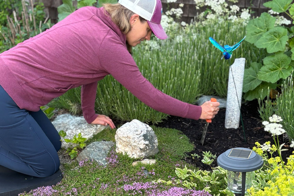  Movement tips to keep you gardening for the long haul: Reduce your risk of repetitive injury